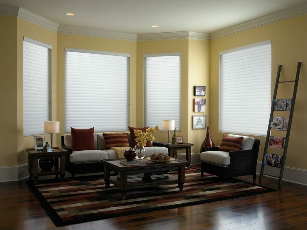 3" in 1008 Ivory (closed)