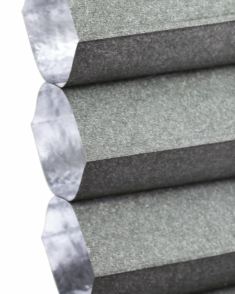 Essentials T21-722 Deep Silver BO